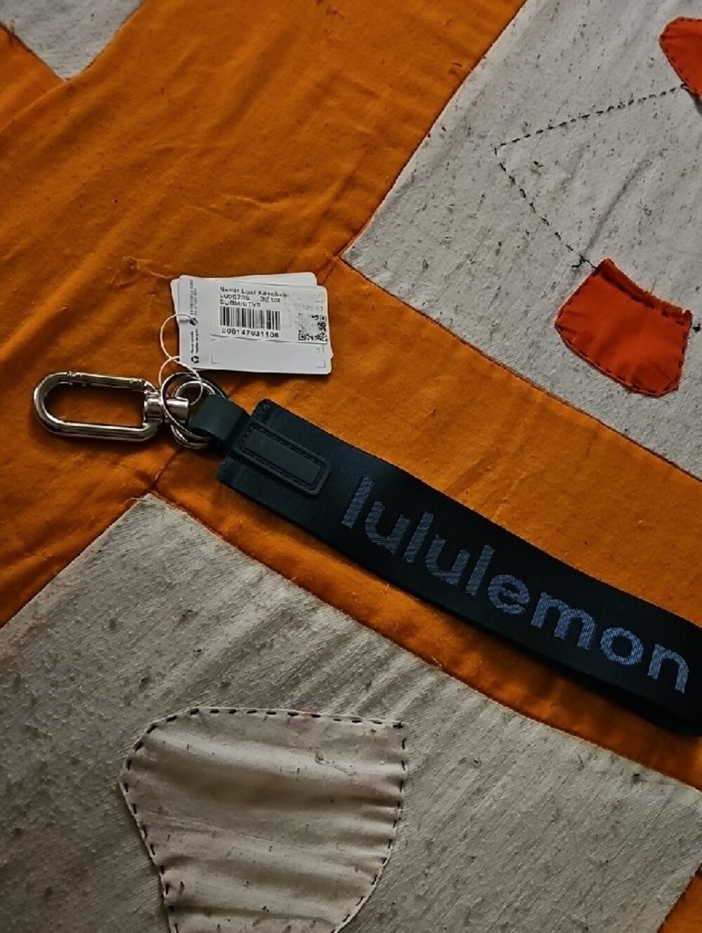 Lululemon Never Lost Keychain!! Gorgeous Nwts!!SUBM/UTYB!!